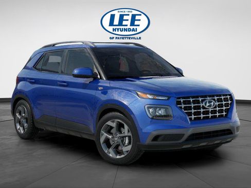 New 2026 Hyundai Venue SEL image 1