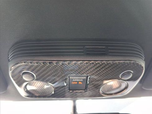 Used 2020 Ford Mustang Coupe RWD image 17