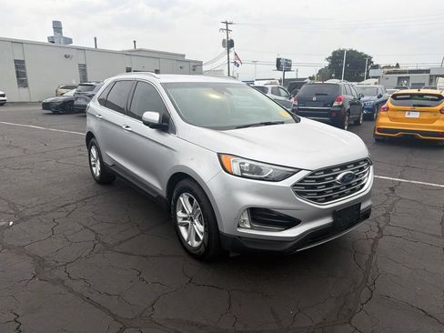 Used 2019 Ford Edge SEL w/ Equipment Group 201A FWD image 4