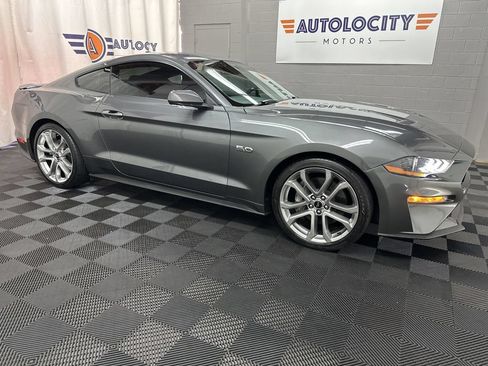 Used 2022 Ford Mustang GT Premium RWD image 2
