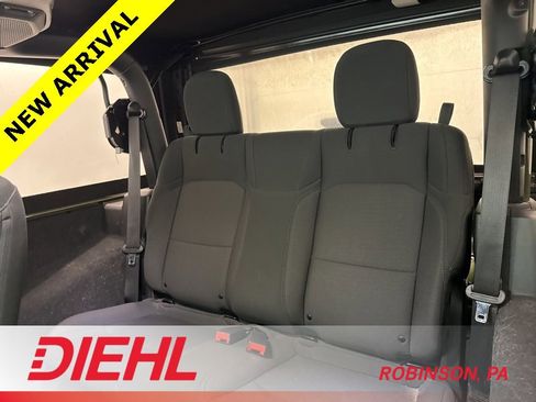 Used 2022 Jeep Wrangler Willys image 13