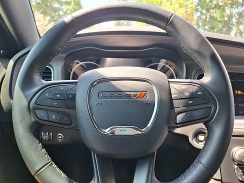 Used 2023 Dodge Charger SXT RWD image 16