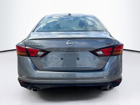 Used 2024 Nissan Altima 2.5 SR AWD/4WD image 6