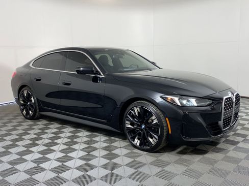 Certified 2025 BMW 430i w/ Premium Package image 6