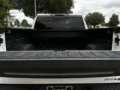 Used 2023 GMC Sierra 1500 AT4 w/ AT4 Premium Package AWD/4WD image 30