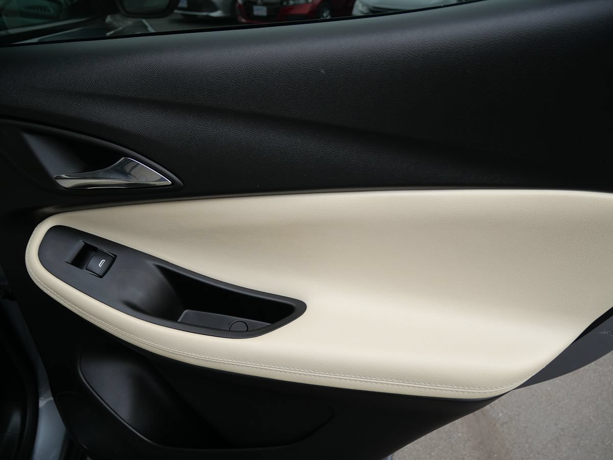 Used 2023 Buick Encore GX Preferred FWD image 29