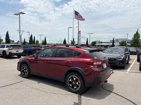 Used 2018 Subaru Crosstrek 2.0i Premium AWD/4WD image 6