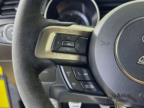 Used 2018 Ford Mustang Shelby GT350 w/ Electronics Package RWD image 13