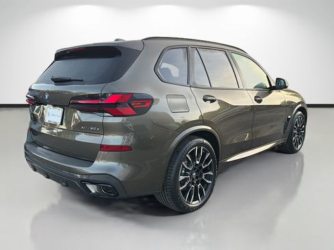 New 2026 BMW X5 xDrive50e w/ Executive Package image 3
