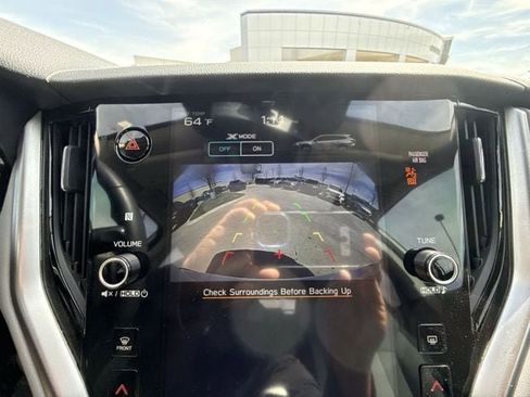 Used 2025 Subaru Outback Premium image 17