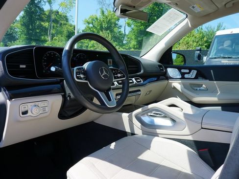 Certified 2020 Mercedes-Benz GLS 450 4MATIC image 11
