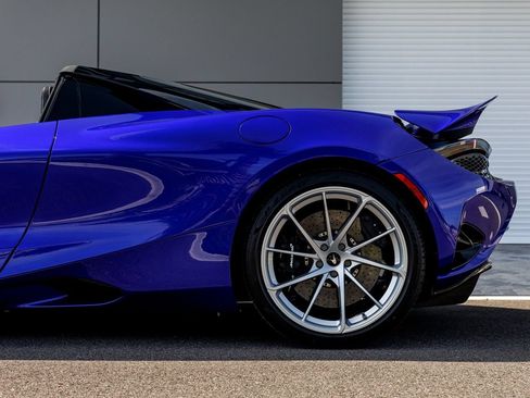 New 2026 McLaren 750S Spider RWD image 20