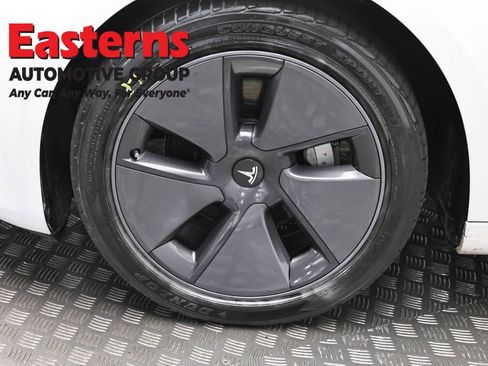 Used 2023 Tesla Model 3 Standard Range RWD image 28