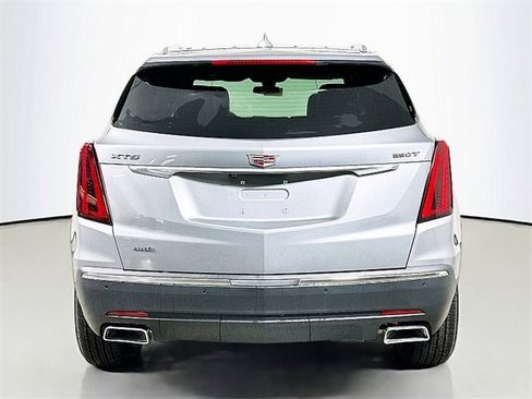 New 2026 Cadillac XT5 Luxury w/ LPO, Floor Liner Package image 3