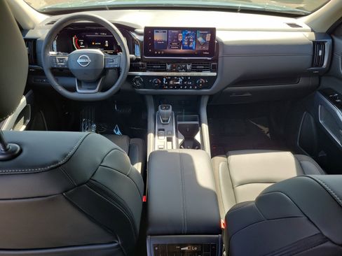 New 2026 Nissan Pathfinder SL FWD image 16