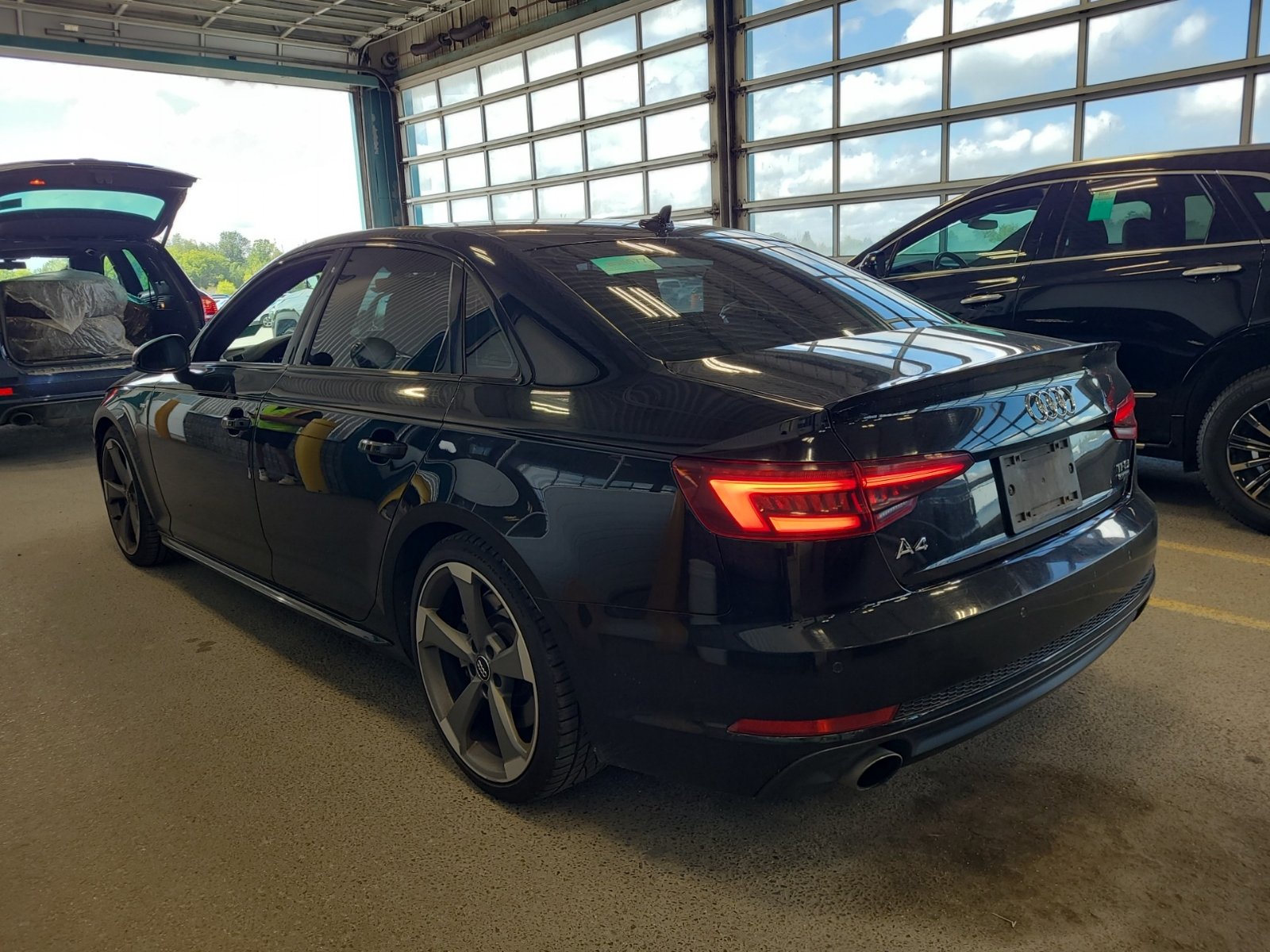 Used 2018 Audi A4 2.0T Premium Plus AWD/4WD image 7