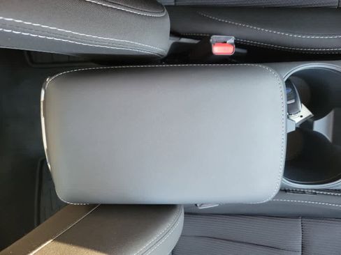 Used 2025 Subaru Legacy Premium image 16