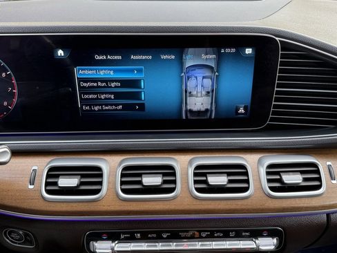 Used 2020 Mercedes-Benz GLE 350 4MATIC w/ AMG Line Exterior image 35