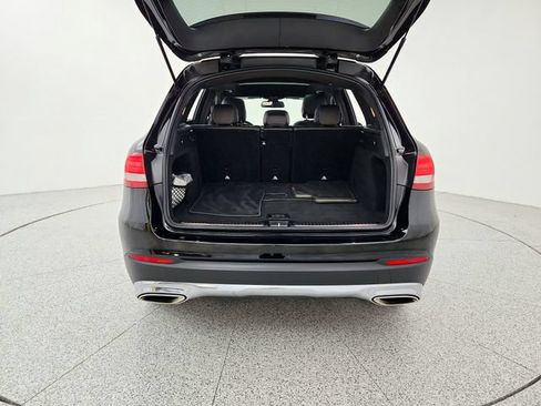 Used 2018 Mercedes-Benz GLC 300 4MATIC image 15