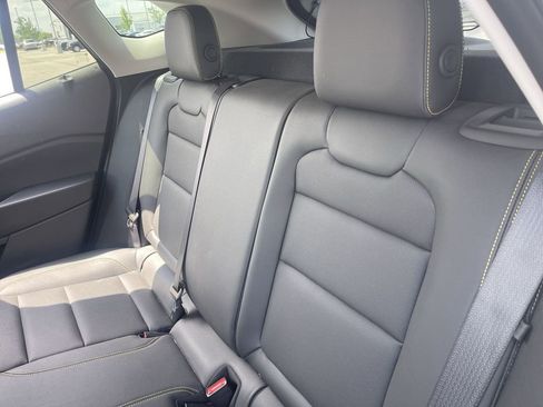 Used 2024 Chevrolet Trax ACTIV w/ Sunroof Package FWD image 24