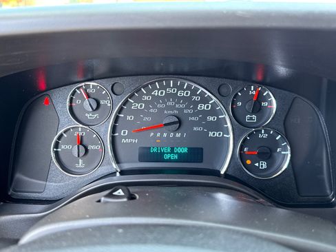 New 2026 GMC Savana 2500 Extended w/ Driver Convenience Package RWD image 40