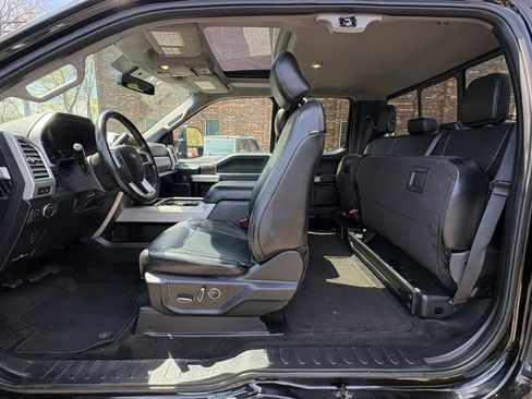 Used 2017 Ford F250 Lariat w/ Lariat Value Package AWD/4WD image 27