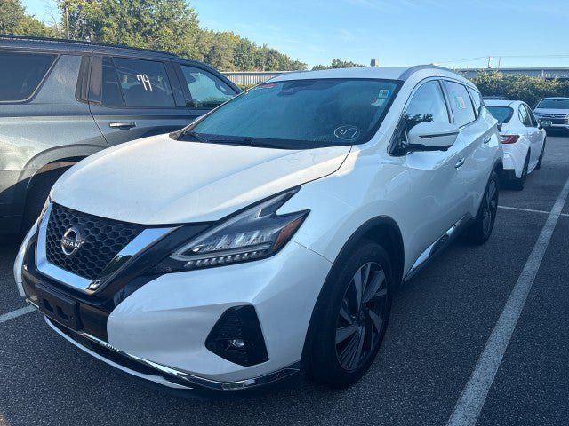 Used 2023 Nissan Murano SL FWD image 2