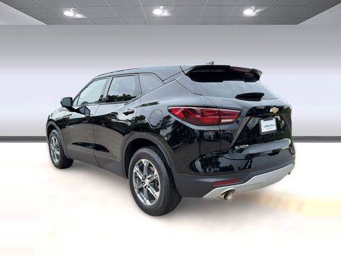 Certified 2023 Chevrolet Blazer LT w/ Driver Confidence Package FWD image 3