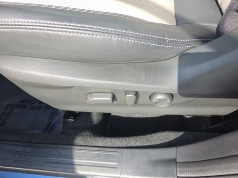 Used 2023 Subaru Forester Limited image 31