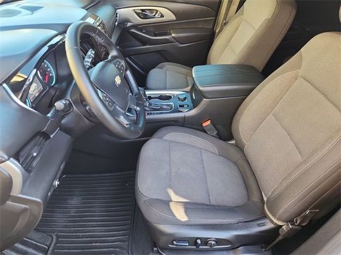 Certified 2023 Chevrolet Traverse LT image 18