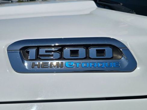 Used 2022 RAM 1500 Laramie AWD/4WD image 27