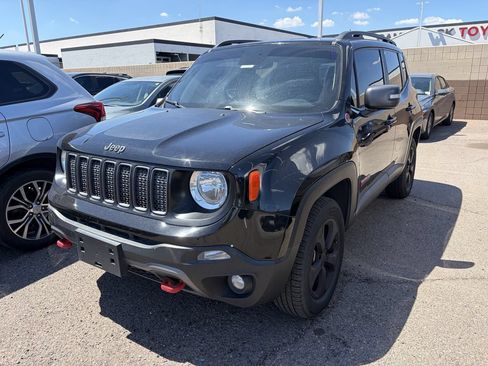 Used 2020 Jeep Renegade Trailhawk w/ Cold Weather Group AWD/4WD image 4