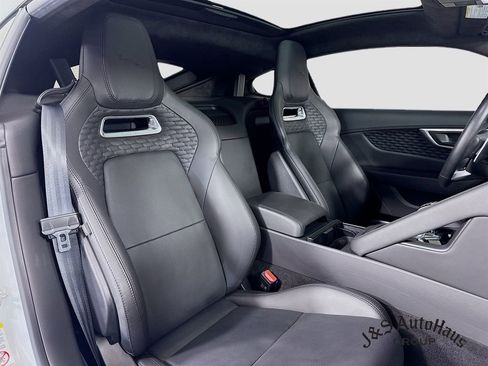 Used 2021 Jaguar F-TYPE R image 35