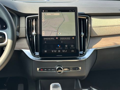 New 2026 Volvo XC90 B6 Plus image 13