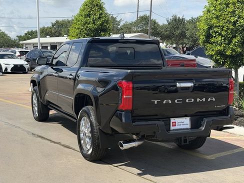 Certified 2025 Toyota Tacoma Limited AWD/4WD image 5