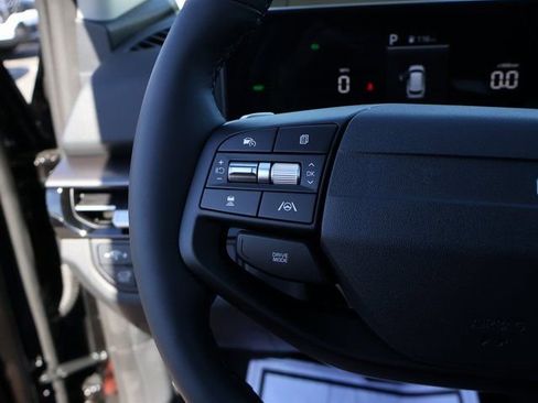 New 2026 Kia Sportage EX image 29