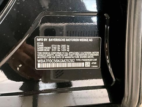 Used 2019 BMW 750i w/ Executive Package RWD image 29
