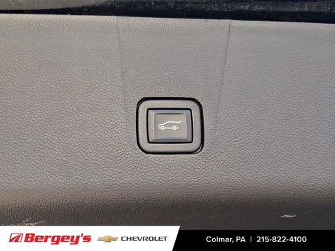 Certified 2023 Chevrolet Traverse Premier AWD/4WD image 36