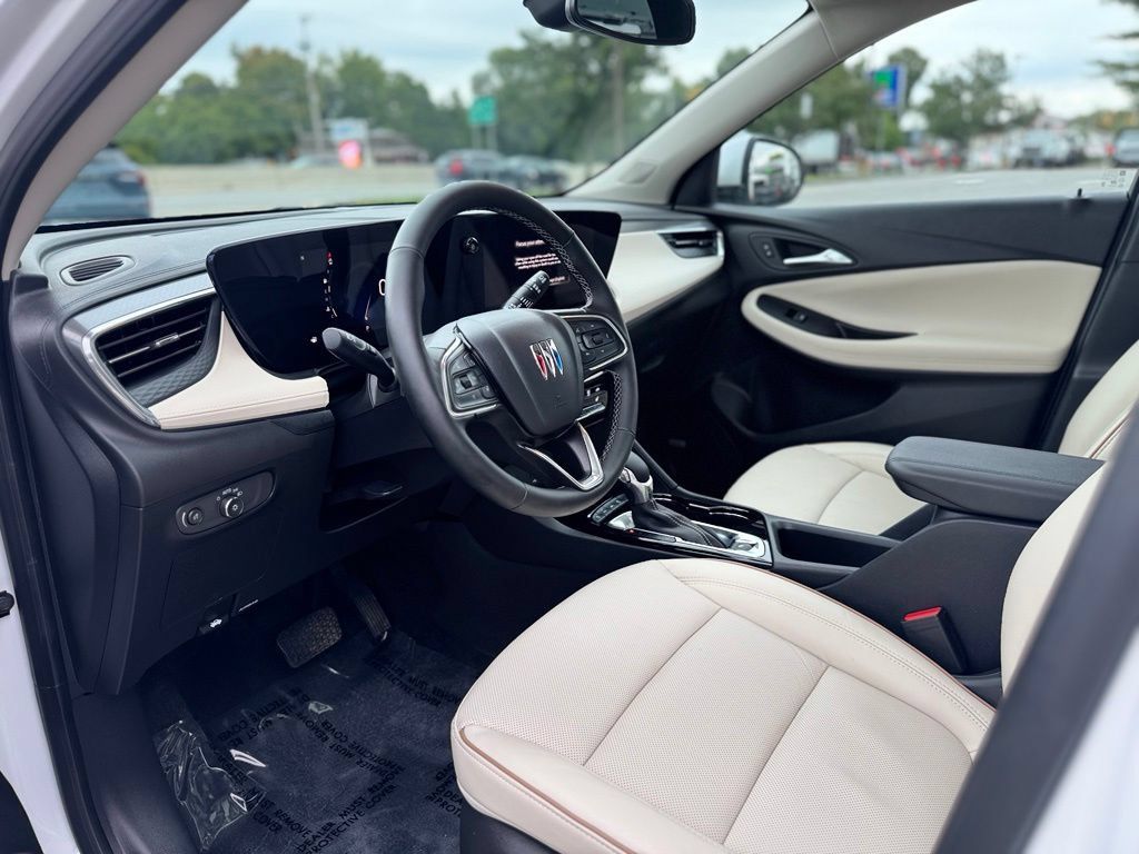 Used 2026 Buick Encore GX Avenir w/ Avenir Convenience Package AWD/4WD image 15