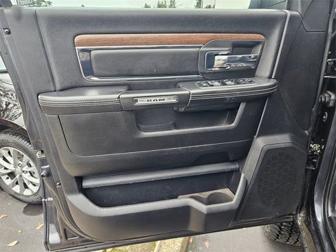 Used 2018 RAM 2500 Laramie image 10