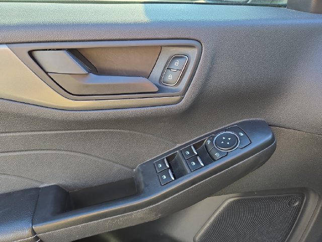 Used 2025 Ford Escape Active AWD/4WD image 15