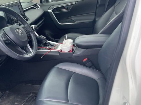 Used 2021 Toyota RAV4 XLE Premium AWD/4WD image 13