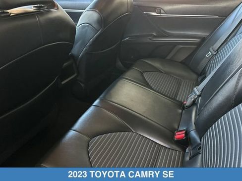 Used 2023 Toyota Camry SE FWD image 13