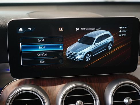 Certified 2022 Mercedes-Benz GLC 300 4MATIC image 22