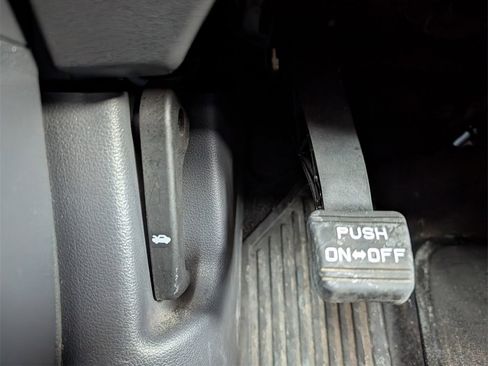 Used 2020 Hyundai Ioniq SE image 20