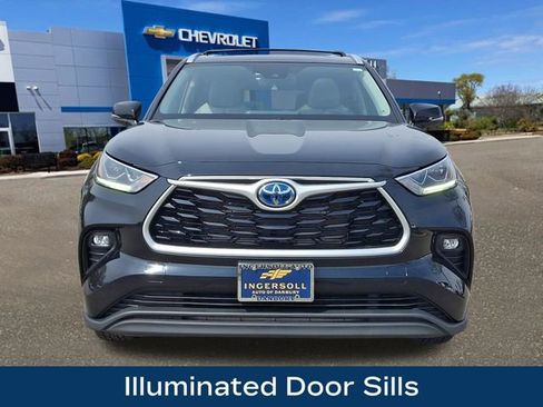 Used 2023 Toyota Highlander Bronze Edition AWD/4WD image 24