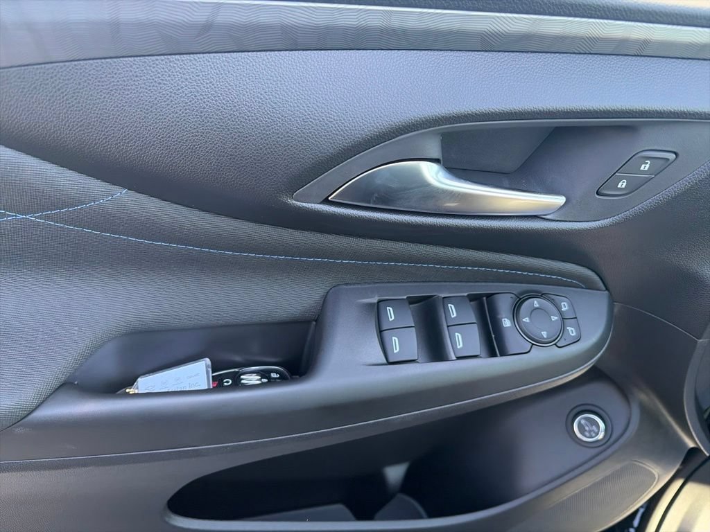 New 2026 Buick Envista Sport Touring w/ Convenience I Package FWD image 17