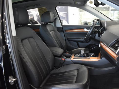 Used 2023 Audi Q5 2.0T Premium image 26