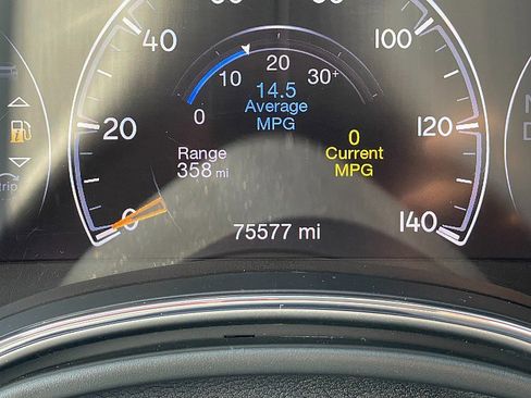 Used 2021 Jeep Grand Cherokee Laredo X image 17