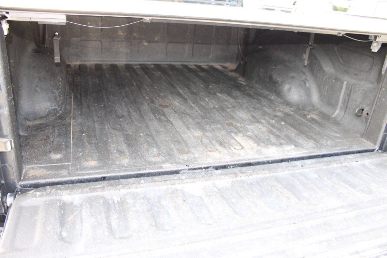 Used 2017 RAM 1500 Big Horn AWD/4WD image 23